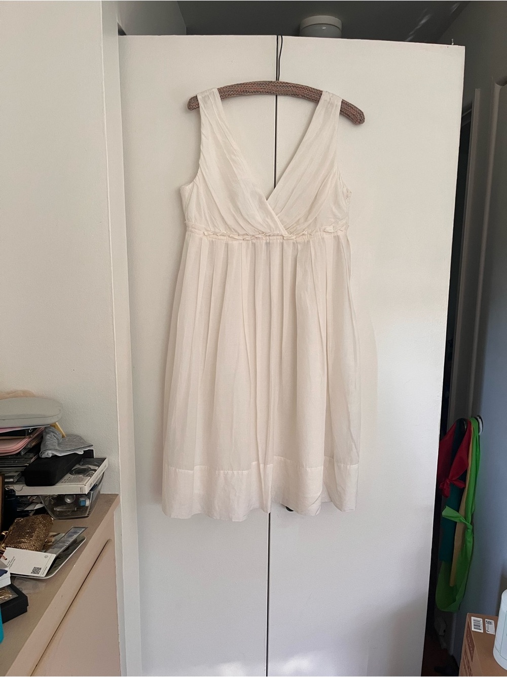 Gap Fit and Flare Dress Womens White Size 14 Cotton Silk V-Neck Sleeveless Midi - Picture 2 of 7